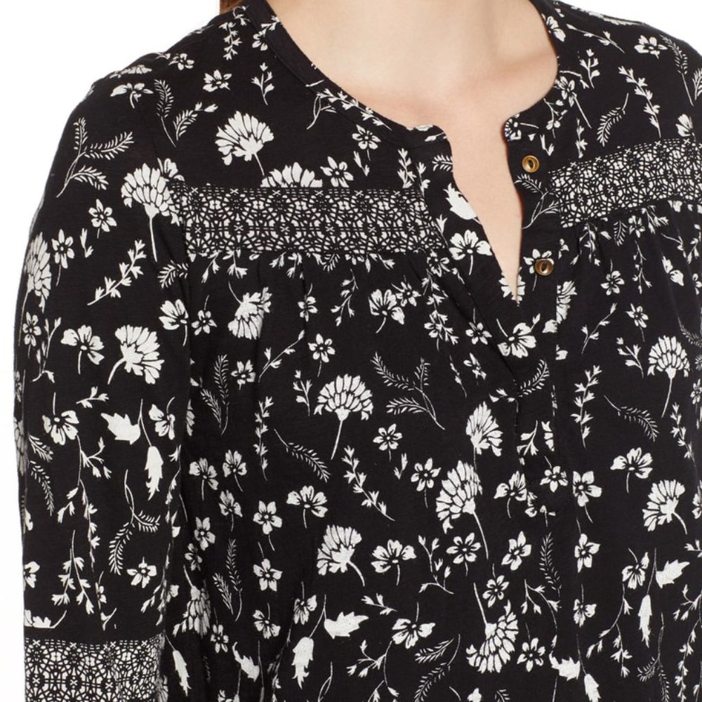 Lucky Brand Floral Print Henley Top In Black Multi Border Print Size Medium - Picture 3 of 6